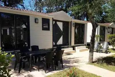 Camping 4 étoiles - Parc aquatique - eebadh