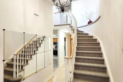 Image de Newly Renovated Detached House in North York