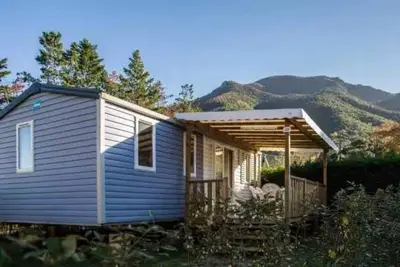 Image de Camping 3 étoiles - Piscine  - eebhah