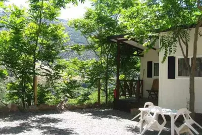 Image de Cabane 3 étoiles - Piscine - eec00a