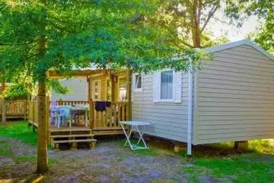 Image de Camping 4 étoiles - Piscine  - eecabe