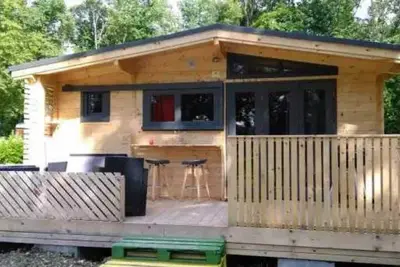 Image de Camping 2 étoiles - Piscine  - eecead