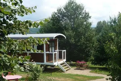 Image de Camping 2 étoiles - Piscine  - eecebd