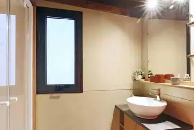 Image de Camping 3 étoiles - Parc aquatique - eecegg