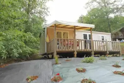 Image de Camping 4 étoiles - Parc aquatique - eee0ic