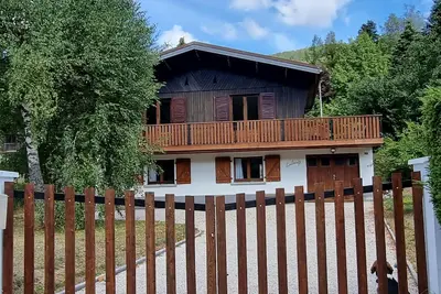 Image de chalet htes Vosges Bussang 500m du Théâtre du Peupleclos 1200m2  3 voitures