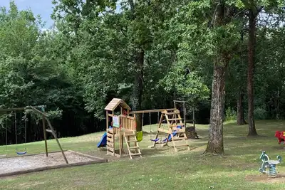 Image de Chalet 4 étoiles - Piscine  - eeecie