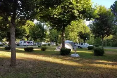 Image de Camping 3 étoiles - Piscine - eeed00