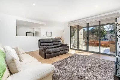 Image de New to Vrbo: 2b Spacious Apartment in the Heart of Tuggeranong