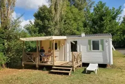 Image de Camping 3 étoiles - Parc aquatique - eehcdh