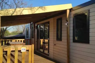 Camping 3 étoiles - Piscine  - eehfih