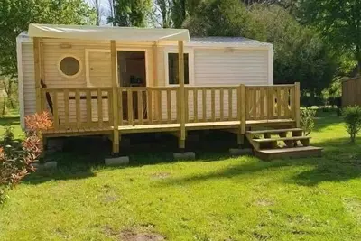 Image de Camping 3 étoiles - Piscine - eeicbi