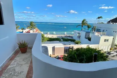 Image de Open concept penthouse with stunning views