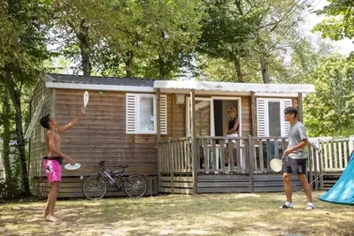 Image de Camping 4 étoiles - Piscine - eeiifi