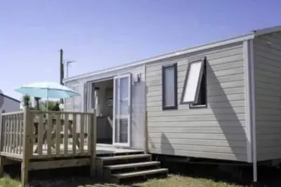 Camping 3 étoiles - Piscine  - eehghi