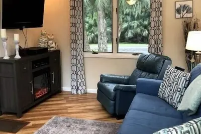 Image de Sanctuary on Lake George, Waterfront Paradise! \n