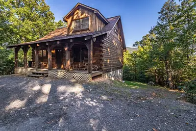 Image de Cabin #10 - Our Mountain Cabin | 4 Bed, 3 Bath