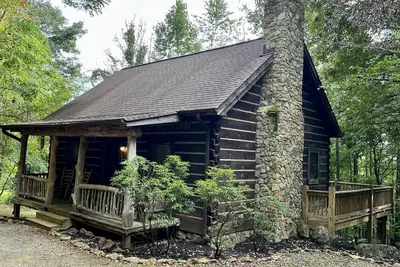 Image de Cabin #3 - Honey Pot | 3 Bed, 2 Bath