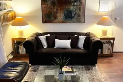 Image de Elegant 2 Bedroom apartment. Mid-Term Rental 1-10 months (Mobility Lease Only)