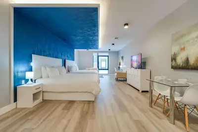 Image de Mott Haven Studio 2k Br | Business Center + Lounge