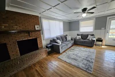 Image de Circleview Suite, Nestled 5 minutes from Beckley, 1934 home Remodeled and updated