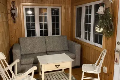 Image de Magnifique Chalet enf ace du Majestueux lac Ouareau