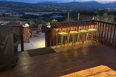 Image de The Ultimate Winery Getaway - Hilltop Haven