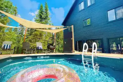 Image de Lakefront rustic-chic cabin near Mont-Tremblant