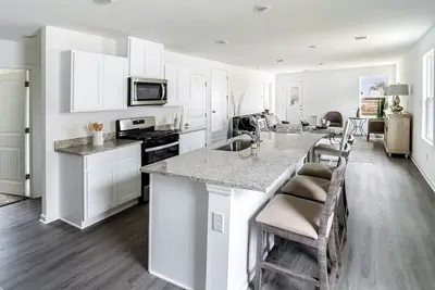 Image de Modern 3-br 2bth house w/ WiFi & Ac in heart of Gonzales, next to Baton Rouge