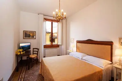 Image de Demeure Pieri -Appartement Ginori, centre historique, bâtiment d'époque avec ascenseur et terrasse/balcon