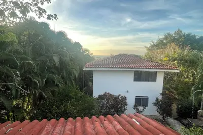 Image de Ocean view Casa Conchal tropical setting surrounded by wildlife 4 min to beach