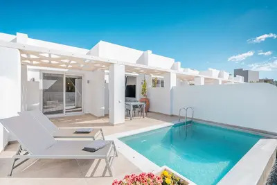 Image de Villa 'Punta Mare 2' avec vue sur les montagnes, Wi-Fi et climatisation