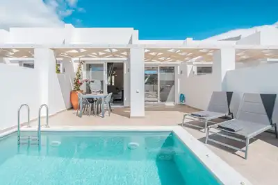Image de Villa 'Punta Mare 3' avec vue sur les montagnes, Wi-Fi et climatisation