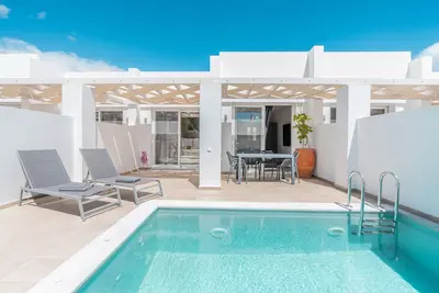 Image de Villa 'Punta Mare 4' avec vue sur les montagnes, Wi-Fi et climatisation