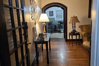 Image de A Charming Craftsman's Cottage that is 5 minute walk from downtown Greeneville.