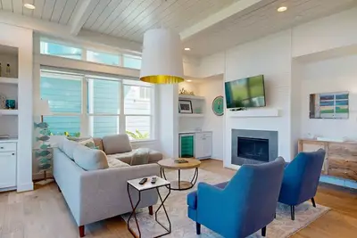 Image de Resort Pools, Golf Cart  Boardwalk to the Beach