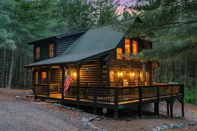 Image de \"Lil Cub\" Cabin in Nebo Gated Community