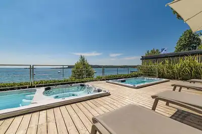 Image de Appartement dans une maison de vacances avec Wifi, climatisation, Tv, terrasse, animaux admis