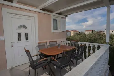 Appartement d'une chambre avec la terrasse Sveti Filip i Jakov, Biograd (A-22404-b)