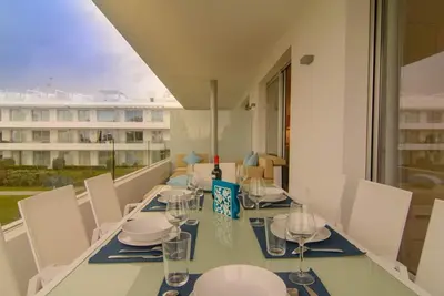Image de Belaire 3 bedroom apartment with terrace and shared pools