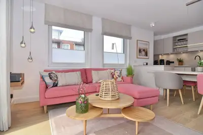 Image de Ebb + flow, apartment 10