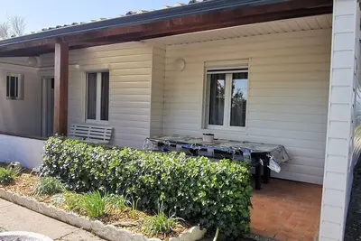 Image de Maison calme avec clim, Wifi, jardin et vue sur le Lay