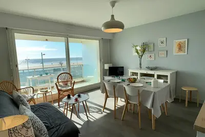 Image de Appartement 3 étoiles à Saint Jean de Monts, 5 pers, parking, face mer