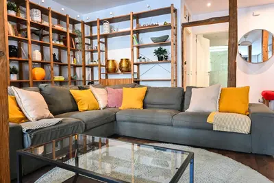 Image de (Pez11) Agréable Appartement de 2 Chambres et 2 Salles de Bains dans le Quartier Universitaire