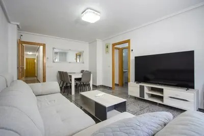 Image de Apartment with 3 bedrooms 300 meters from the sea and the beach!