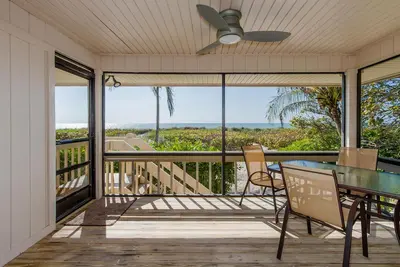 Image de Beachfront Contemporary Cottage- Open & Airy-Gulf Views! Official Resort Listing