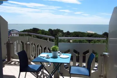 Image de Appartement en bord de mer avec vue sur la mer