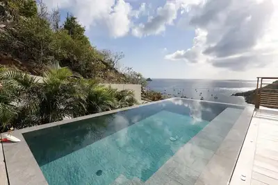 Image de Breathtaking Villa with Unparalleled Sunset View