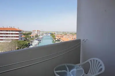 Image de Appartement confortable avec balcon