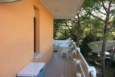 Image de Joli appartement de trois chambres avec balcon